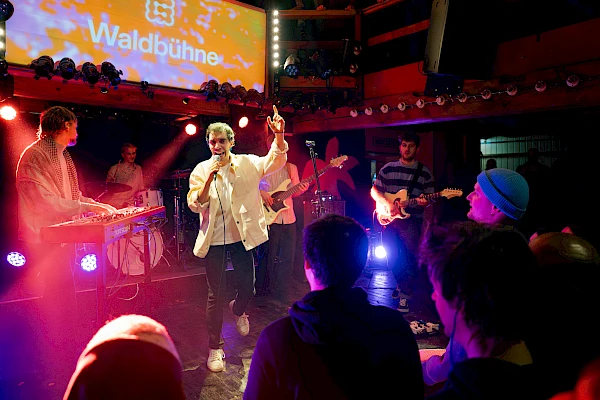 Waldbühne Contest des Gurtenfestival Bild 10